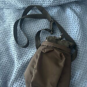 Black Water Bottle Bag